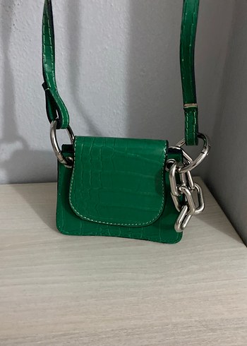 Zincir Detaylı Yeşil Deri Kadın Çanta - Görsel 4