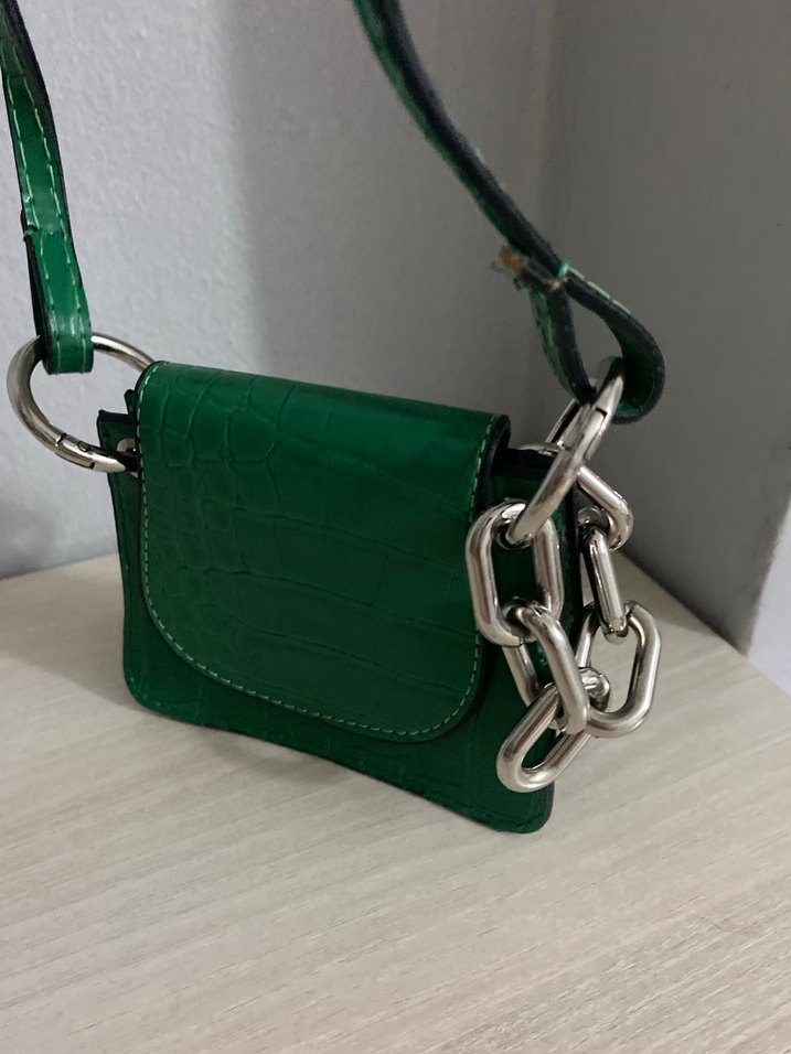 Zincir Detaylı Yeşil Deri Kadın Çanta - Görsel 3
