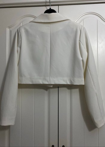 Düğmeli Beyaz Mini Blazer Kadın Ceket - Görsel 3