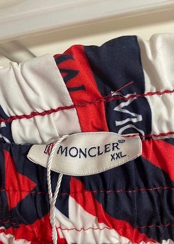 Kırmızı Baskılı Bol Kesim Erkek Mayo Şortu - Görsel 3