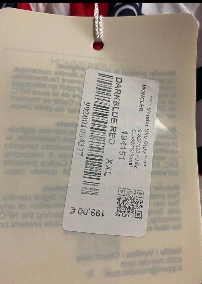 Kırmızı Baskılı Bol Kesim Erkek Mayo Şortu - Görsel 4