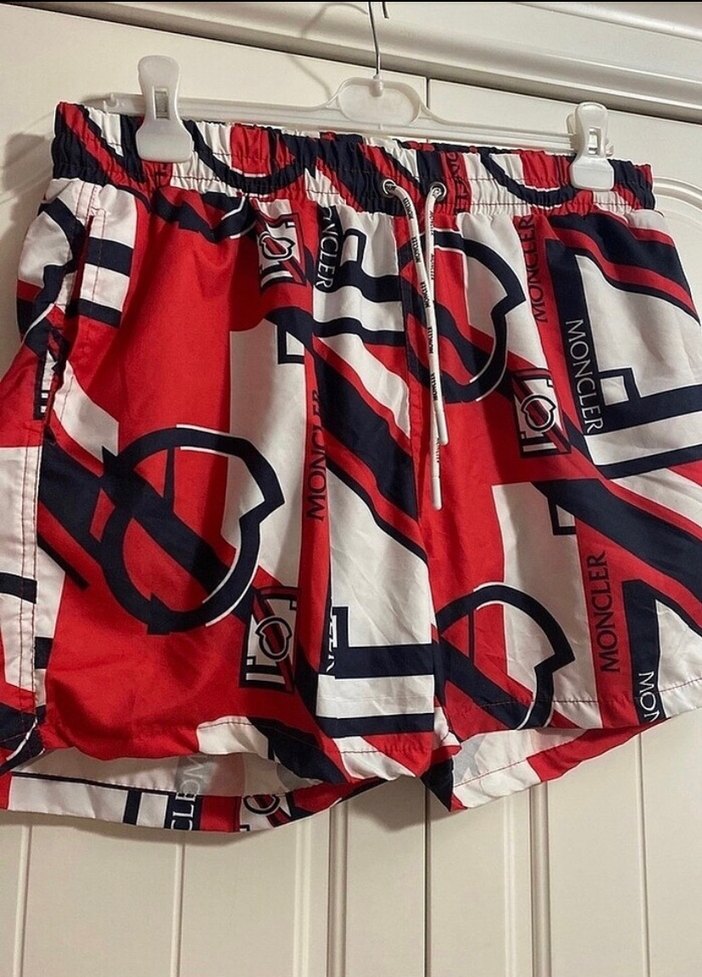 Kırmızı Baskılı Bol Kesim Erkek Mayo Şortu - Görsel 2