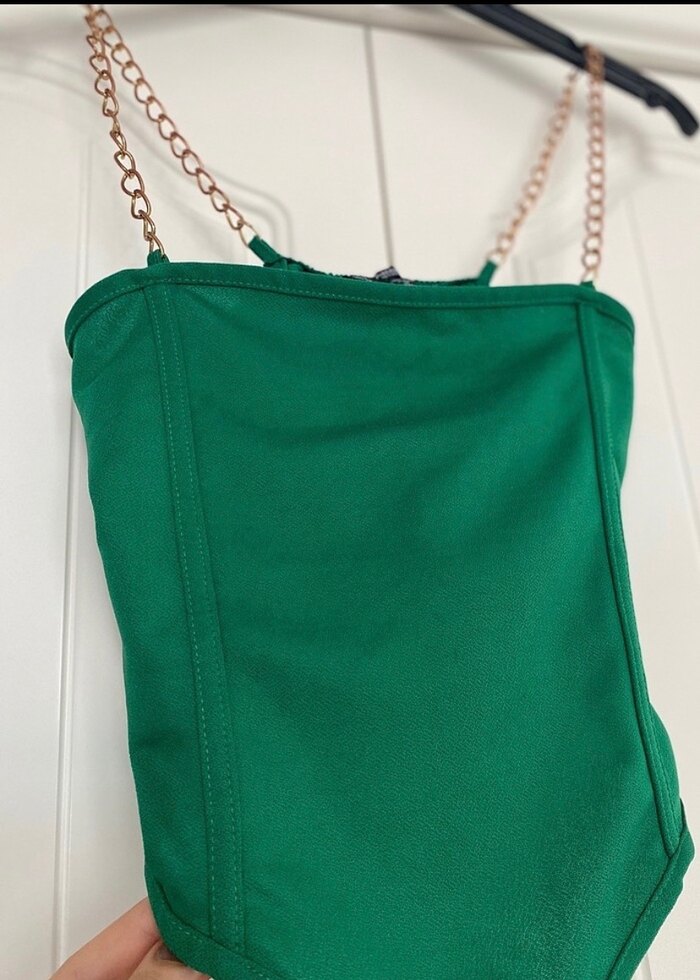 Zincir Detaylı Yeşil Kadın Body - Görsel 2