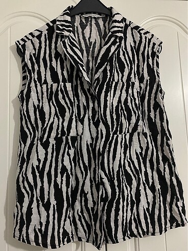 Zebra desenli gömlek