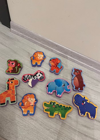 Fisher Price Çocuklar için Renkli Hayvan Figürlü Puzzle