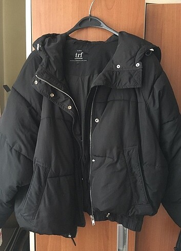 Zara Şişme Mont 