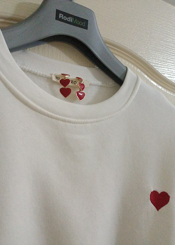 Koton KalpNakışlı ekrubeyaz Kadın Sweatshirt L küpe hediyeli