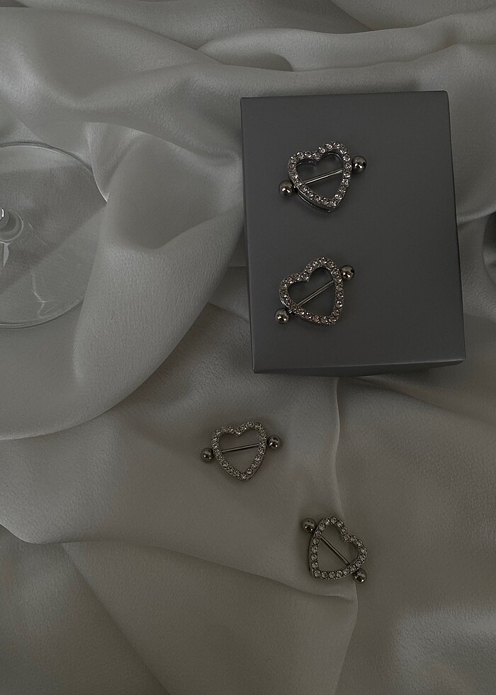 NİPPLE MEME PİERCİNG - Görsel 3