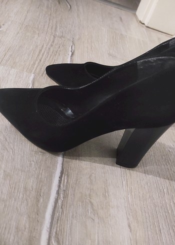 Siyah Klasik Stiletto Topuklu Kadın Ayakkabı süet 33 numara