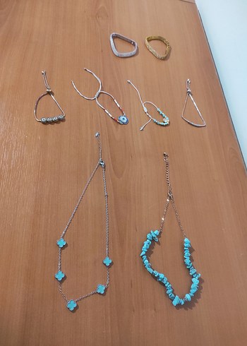 Accessorize Altın Renk Mini Yılan Desenli Zincir Kolye ve Bilekler
