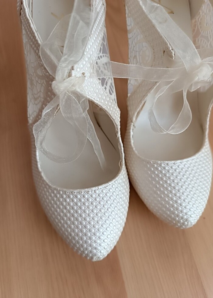 TOPUKLU AYAKKABI - Görsel 4