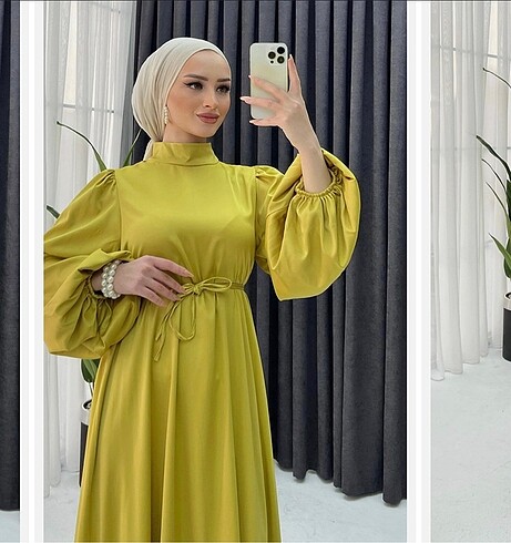 Zara Yağ yeşili saten balon kol elbise