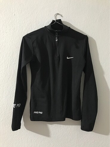 Nike pro