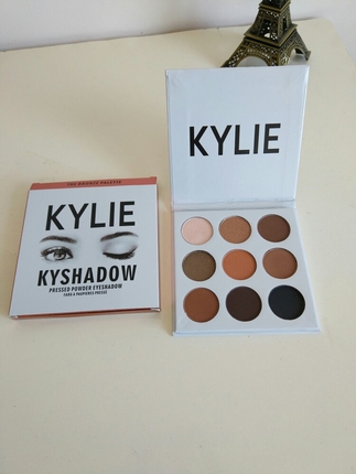 diğer Beden KYSHADOW KYLIE BRONZE PALET 