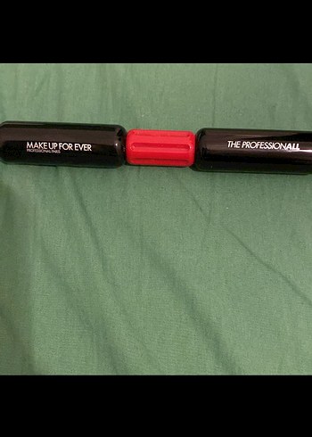 Koyu Kırmızı Çift Uçlu Maskara - Görsel 4