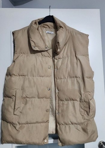 Bej Yelek Yakada hafif boşluklar var - Görsel 3