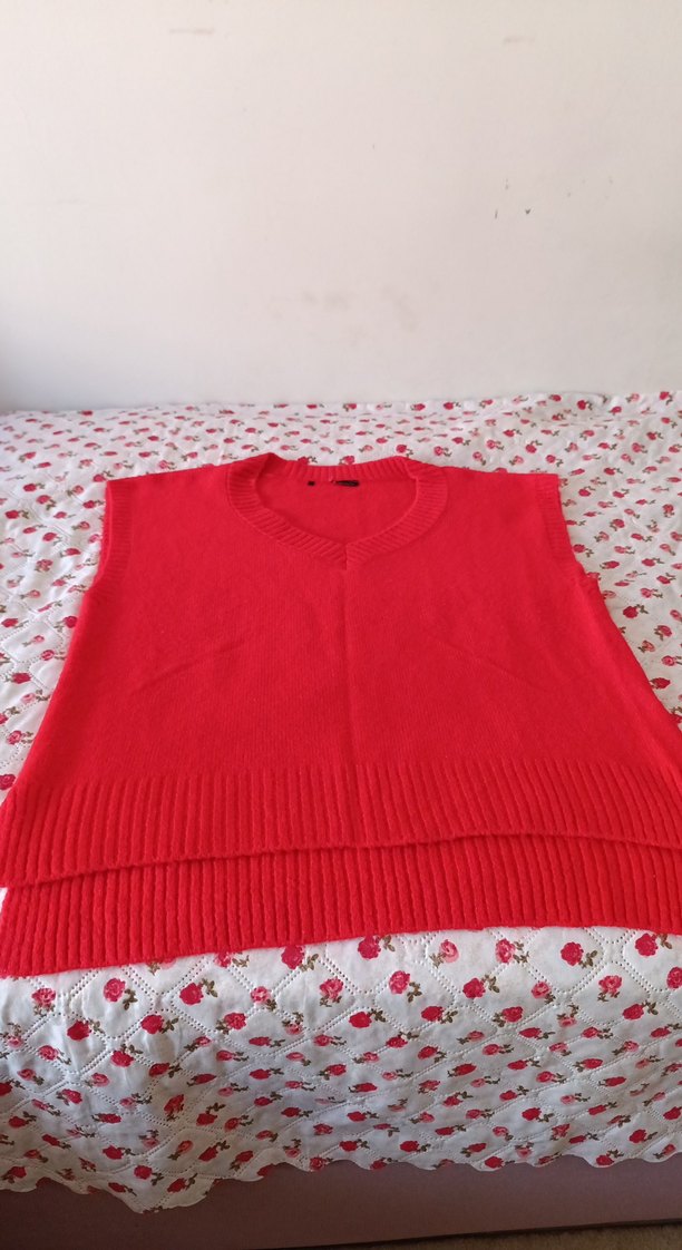 Kırmızı Örgü Kolsuz Salaş Kadın Kazak - Görsel 3