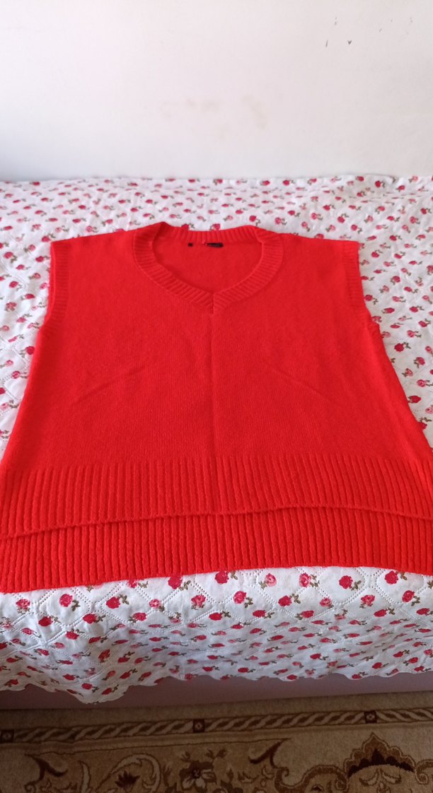 Kırmızı Örgü Kolsuz Salaş Kadın Kazak - Görsel 2