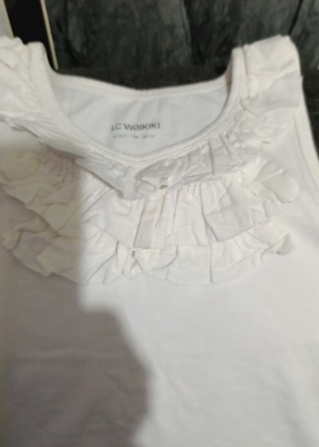 Fırfırlı Beyaz Keten Kolsuz Mini Bluz - Görsel 4