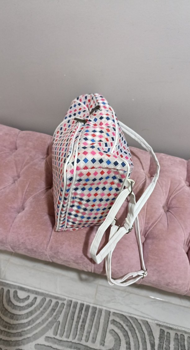 Kadın Çok Renkli Fermuarlı Sırt Çantası - Görsel 5