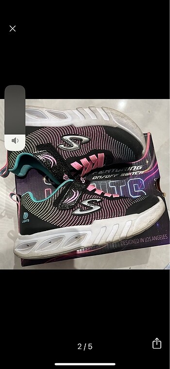 Skechers