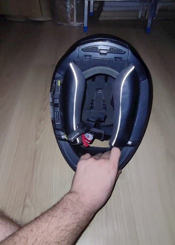 Siyah AGV Kilitli Motosiklet Kaskı - Görsel 11