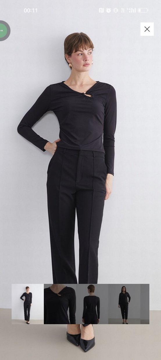 LC Waikiki V Yaka Siyah Kadın Bluz - Görsel 3