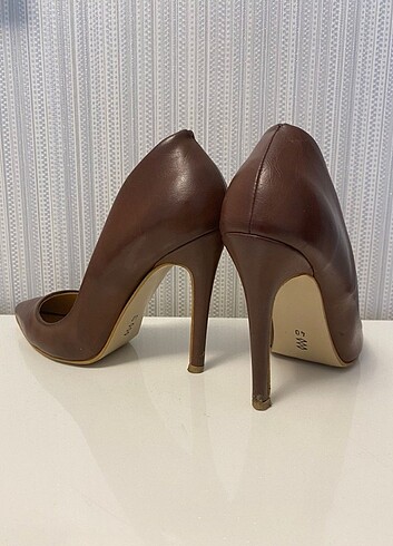 Aidan Mattox Kahverengi topuklu ayakkabı Stiletto 