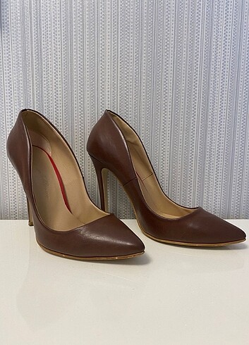 40 Beden Kahverengi topuklu ayakkabı Stiletto 