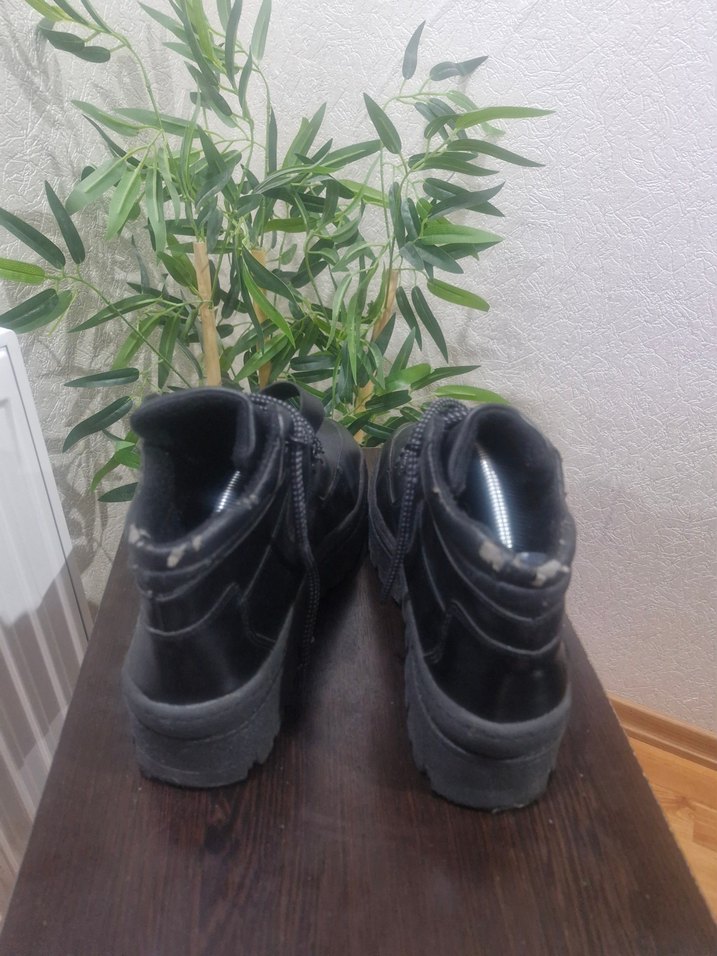 Siyah Kemerli Platform Topuklu Gotik Kadın Bot - Görsel 5