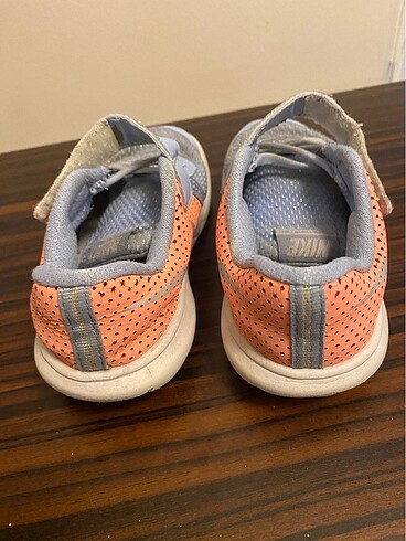 Nıke cırtlı ayakkabı 26 numara - Görsel 3