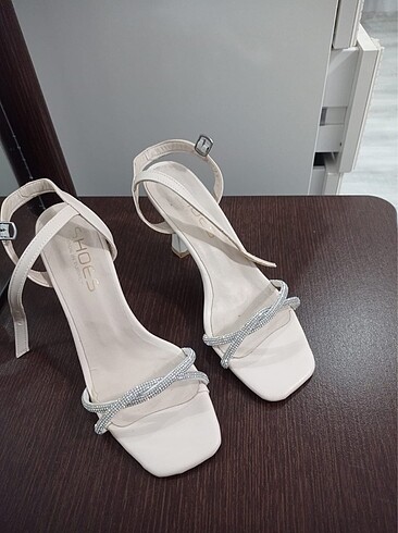 Diğer Shoes topuklu ayakkabı
