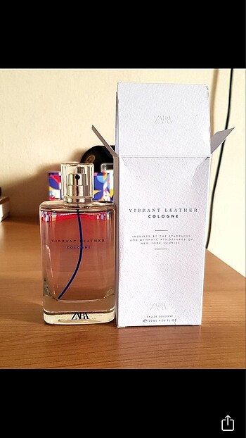 Zara Vibrant Leather cologne