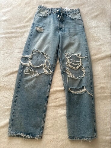 Bershka bershka yırtık jean