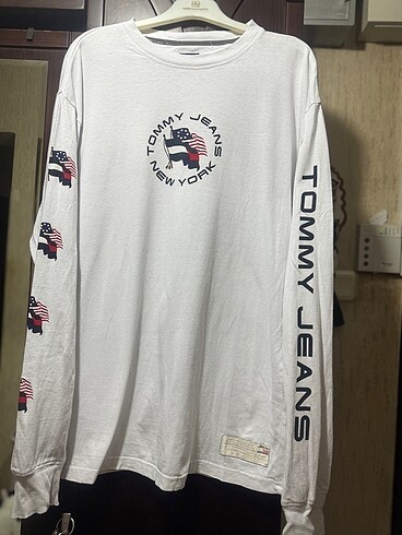 m Beden Tommy hilfiger tişört