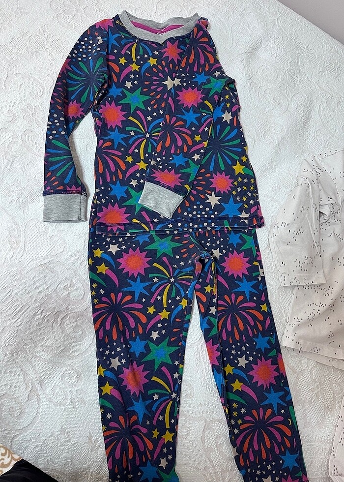 Iki takim pijama - Görsel 2