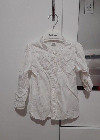 Kız Çocuk Beyaz Nakışlı Uzun Kollu Gömlek - Görsel 3