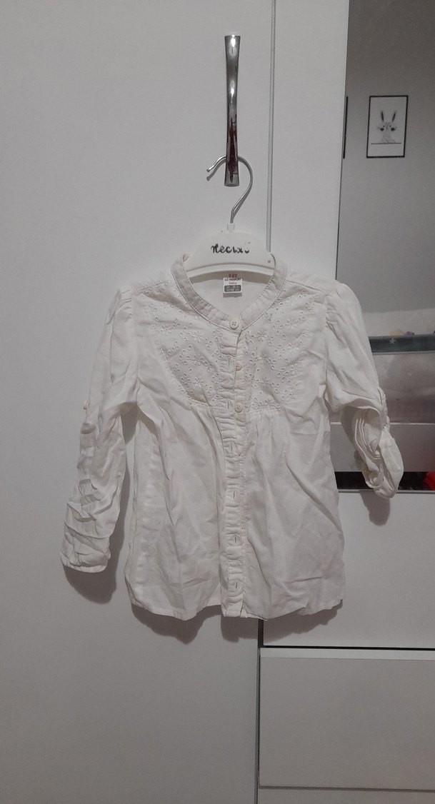 Kız Çocuk Beyaz Nakışlı Uzun Kollu Gömlek - Görsel 3