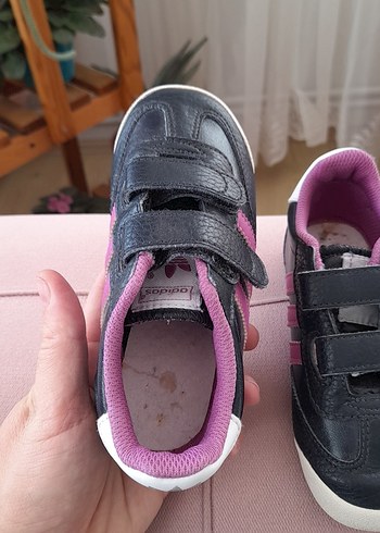 Kız Çocuk Siyah-Pembe Cırt Cırtlı Spor Ayakkabı - Görsel 2