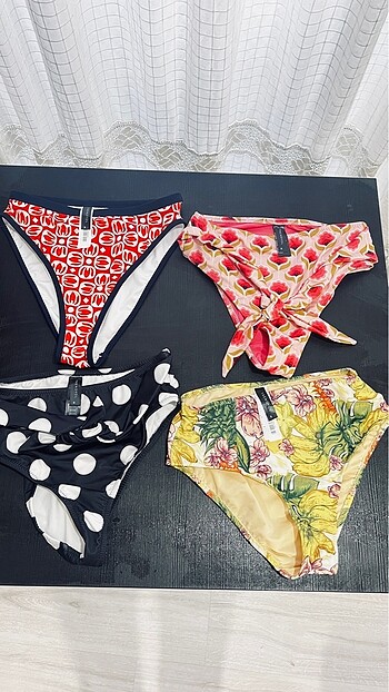 4 adet bikini altı