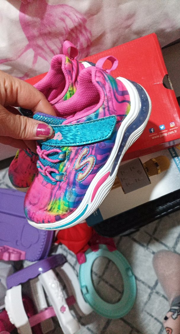 Kız Çocuk Renkli Batik Desenli Spor Ayakkabı - Görsel 2