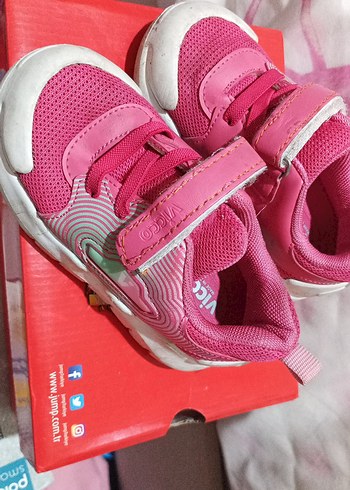 Kız Çocuk Pembe Cırtlı Spor Ayakkabı - Görsel 2