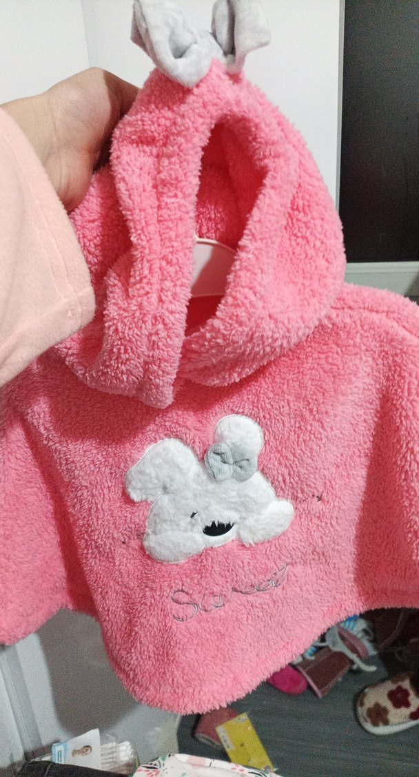 Kız Çocuk Pembe Kapüşonlu Kürklü Panço - Görsel 2