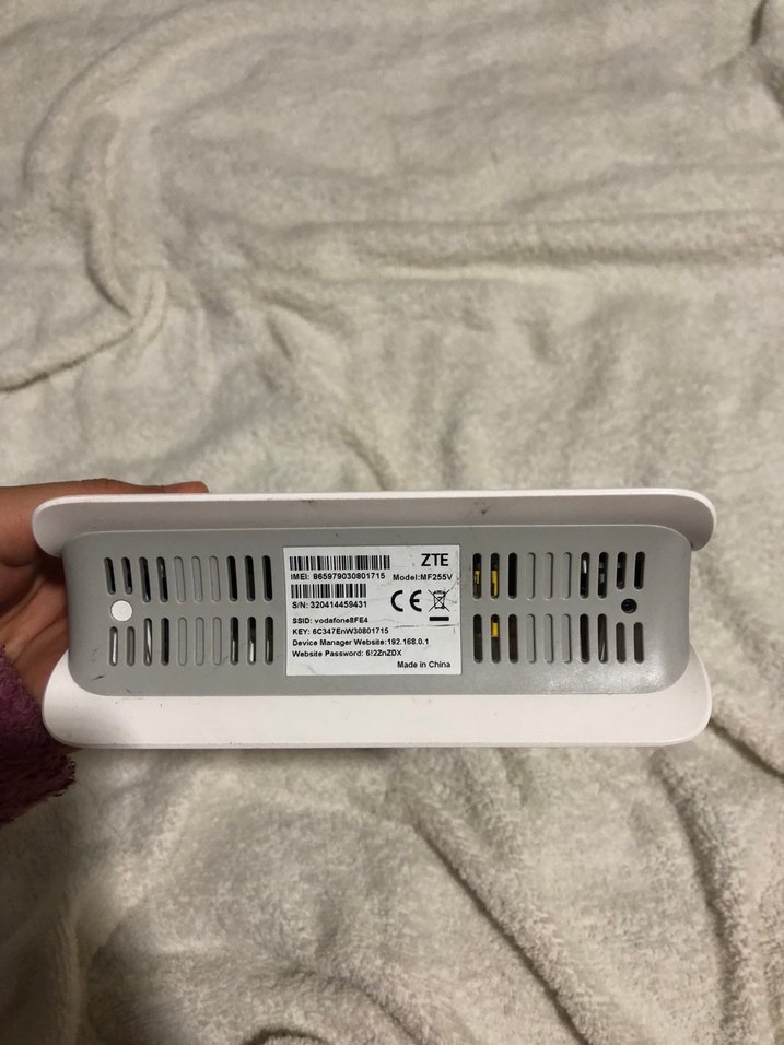 ZTE Beyaz Kablosuz Modem - Görsel 4