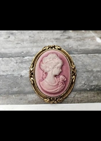 Pembe Nakışlı Vintage Kadın Broş