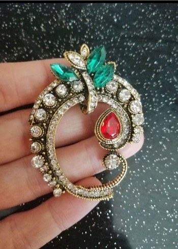 Diğer Vintage Yesil Tasli Altin Bros