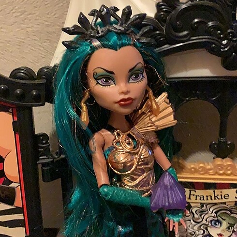 Monster High nefera de nile