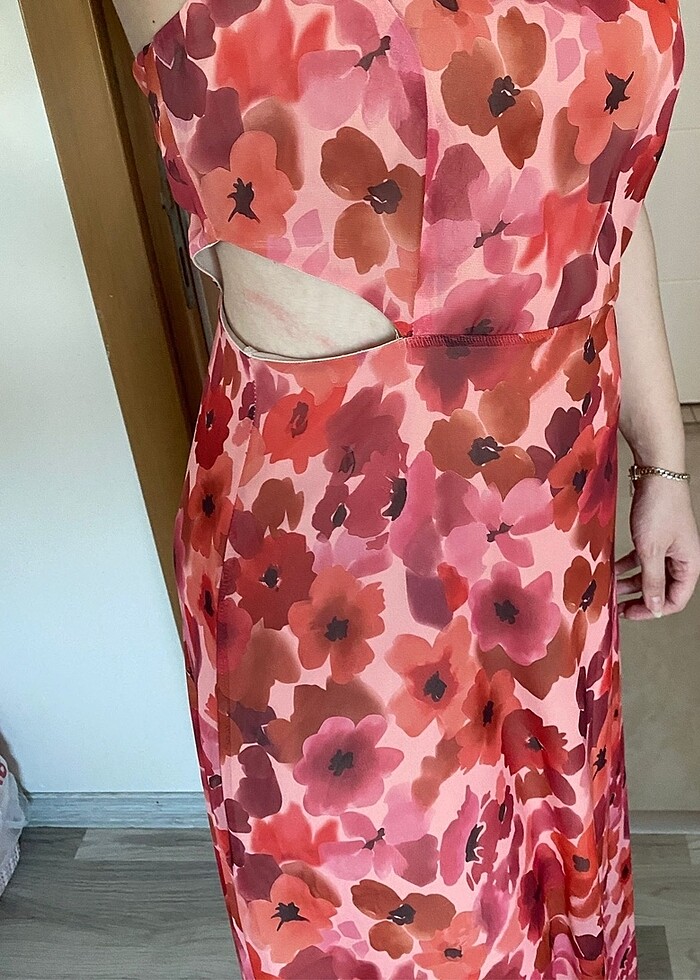 Çiçekli elbise - Görsel 4