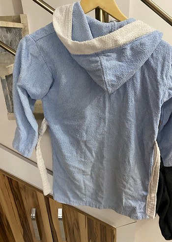 Kapüşonlu Erkek Çocuk Bornoz Mavi - Görsel 3