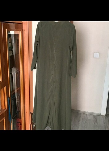 xl Beden Yeşil şık elbise iki defa kullanıldı yepyeni. 44 e de olur